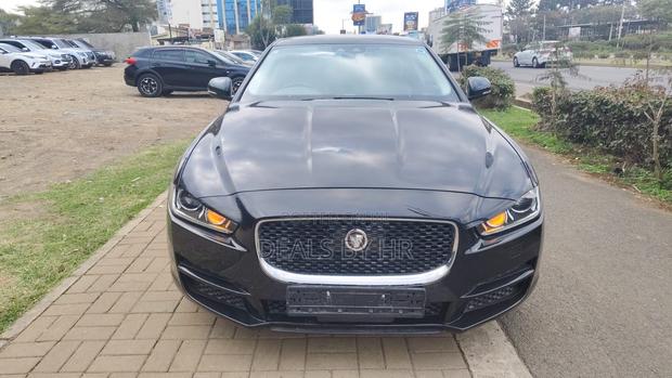 Jaguar XE S AWD 2018 Black