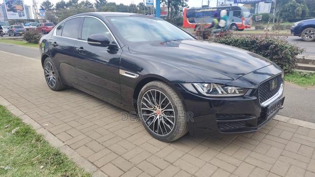 Jaguar XE S AWD 2018 Black
