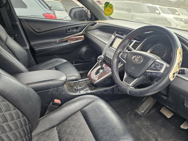 Toyota Harrier 2016 White