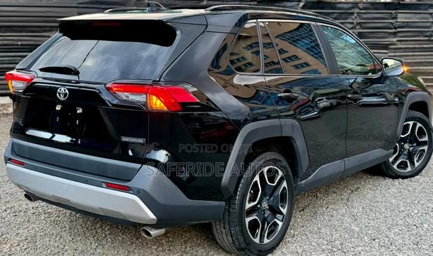 Toyota RAV4 Adventure AWD 2020 Black