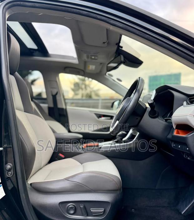 Toyota RAV4 Adventure AWD 2020 Black