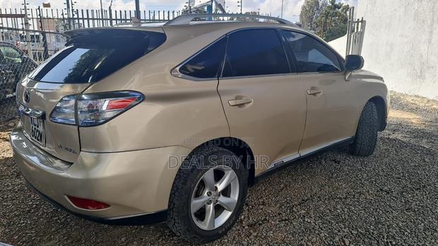 Lexus RX 450h 2010 Gold