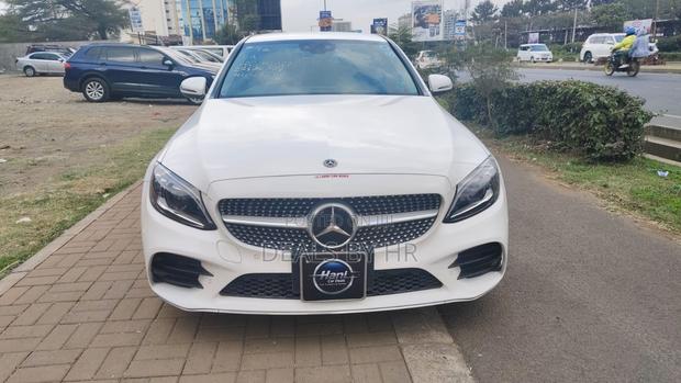 Mercedes-Benz C200 2019 White