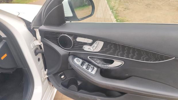 Mercedes-Benz C200 2019 White