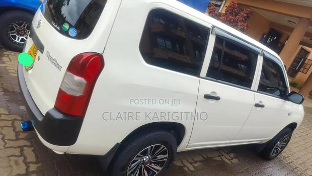 Toyota Probox 1.5 DX 2WD 2018 White
