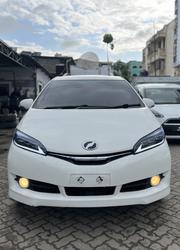 Toyota Wish 2015 White for sale