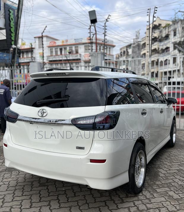 Toyota Wish 2015 White