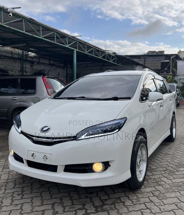 Toyota Wish 2015 White
