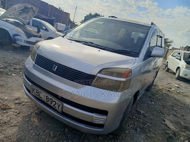 Toyota Noah 2007 Silver