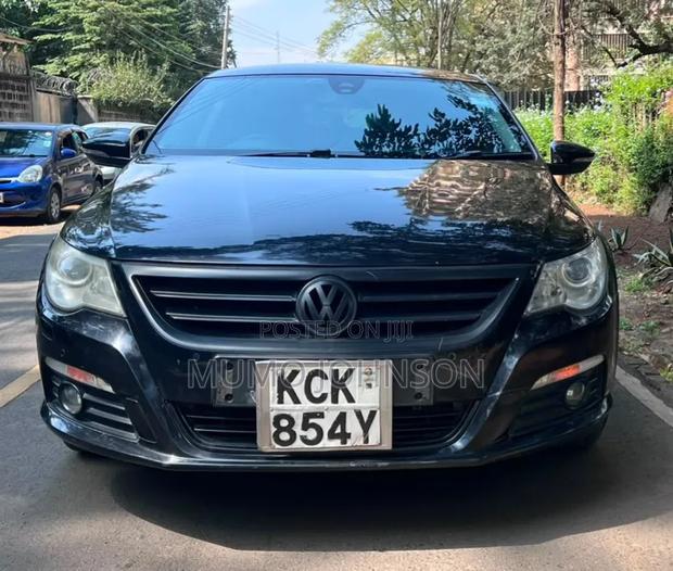 Volkswagen Passat 2.0 Sedan 2010 Black