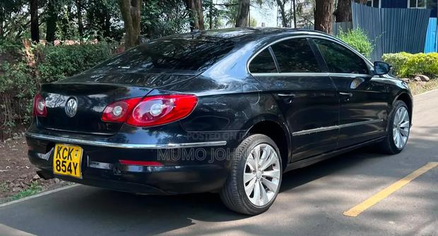Volkswagen Passat 2.0 Sedan 2010 Black