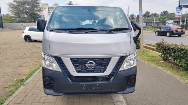 Nissan NV350 2019 Silver