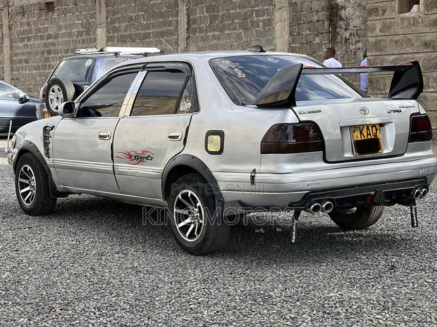 Toyota Corolla 2001 Silver