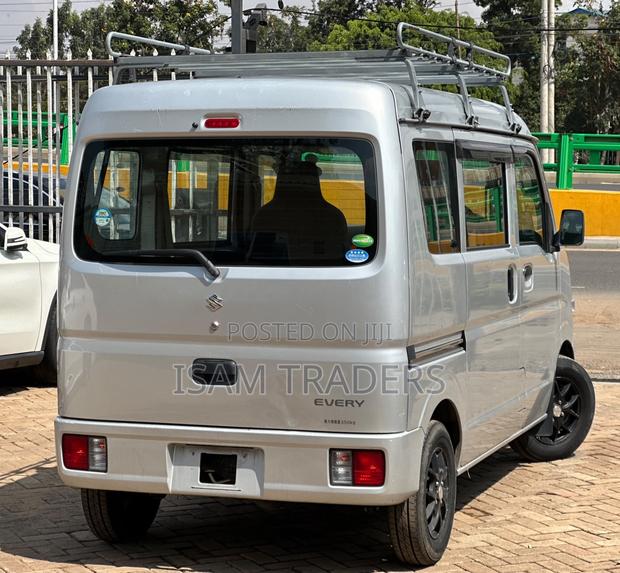Suzuki Every Wagon 2020 Silver