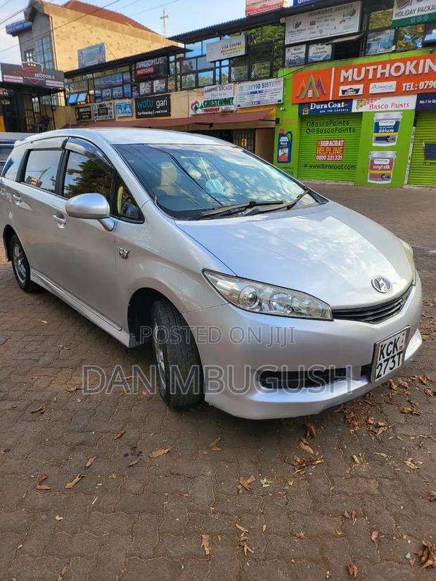 Toyota Wish 2009 Silver