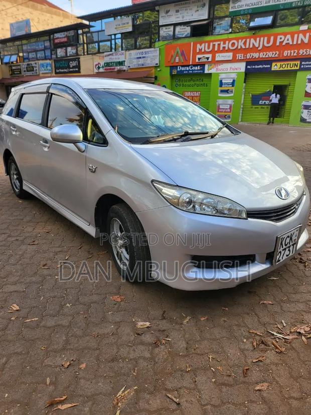 Toyota Wish 2009 Silver