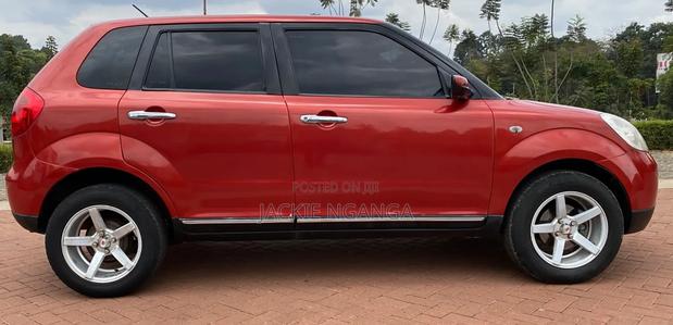 Mazda Verisa 2008 Red