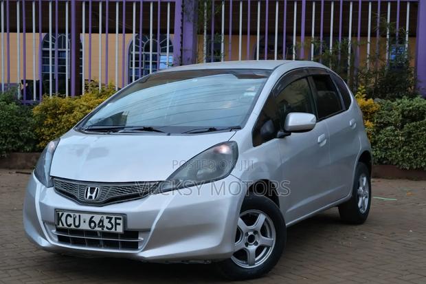 Honda Fit 2012 Silver