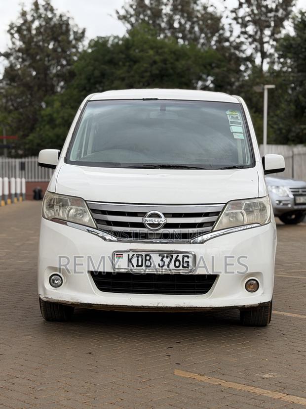 Nissan Serena 2014 White