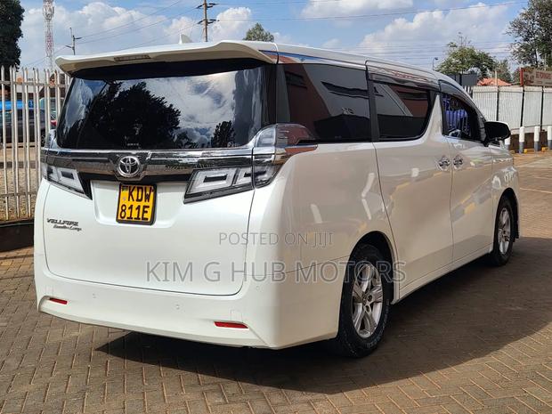 Toyota Vellfire 2018 Pearl