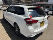 Toyota Corolla Fielder 2015 White for sale