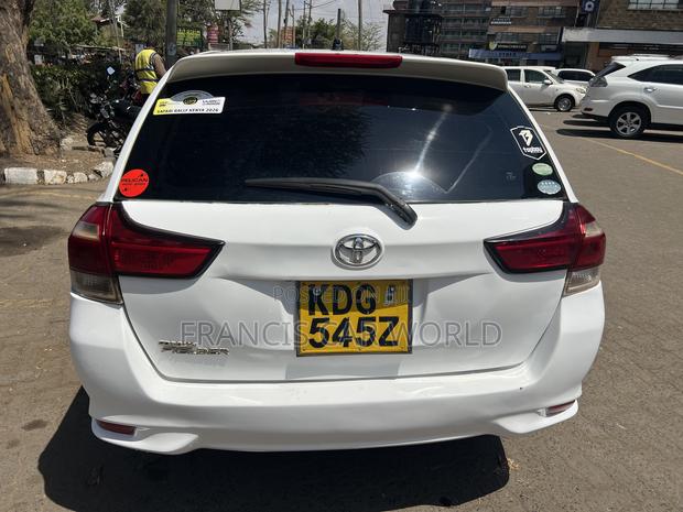 Toyota Corolla Fielder 2015 White