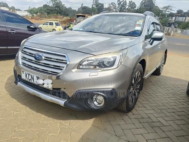 Subaru Outback 2015 Gold