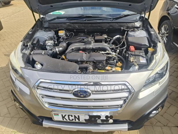 Subaru Outback 2015 Gold