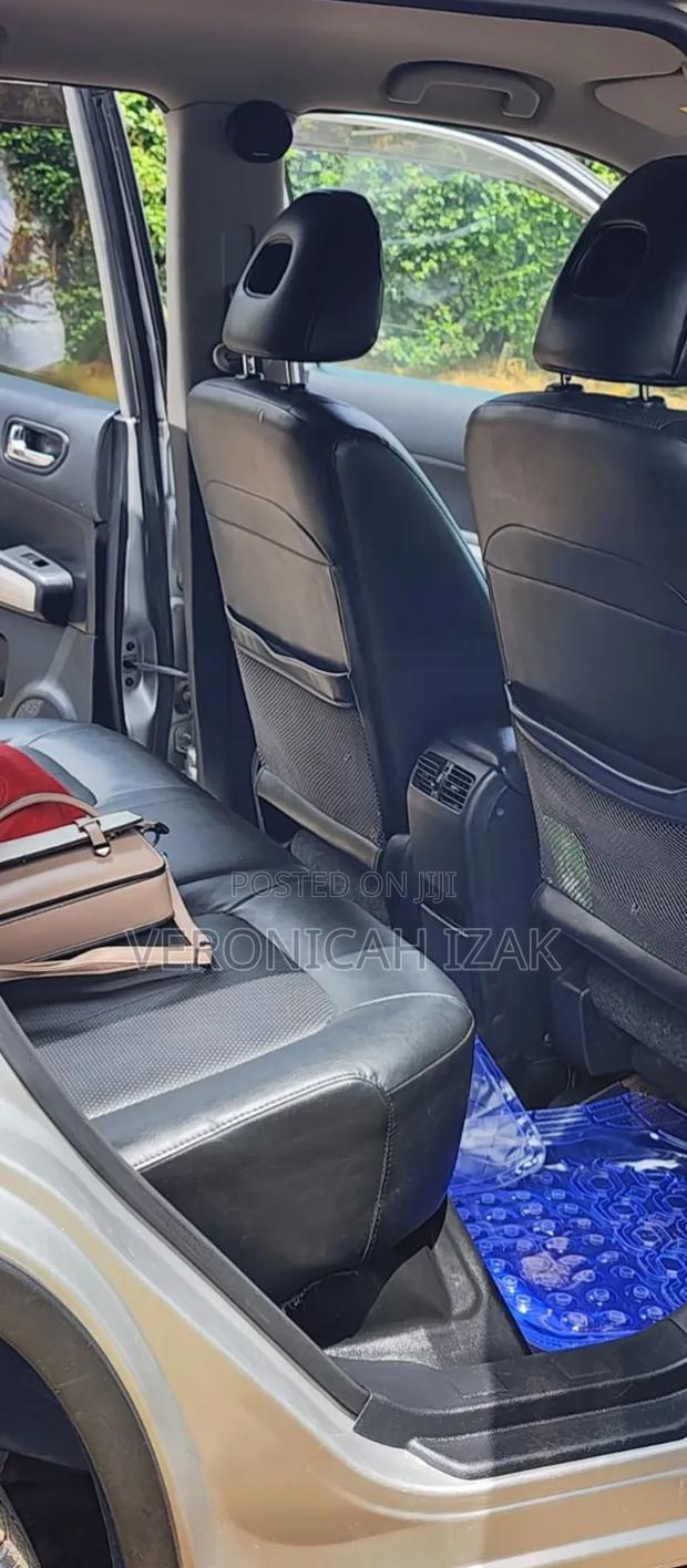 Nissan X-Trail 2010 Silver