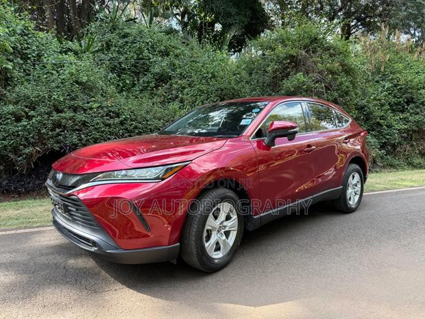 Toyota Harrier 2.0 2020 Red
