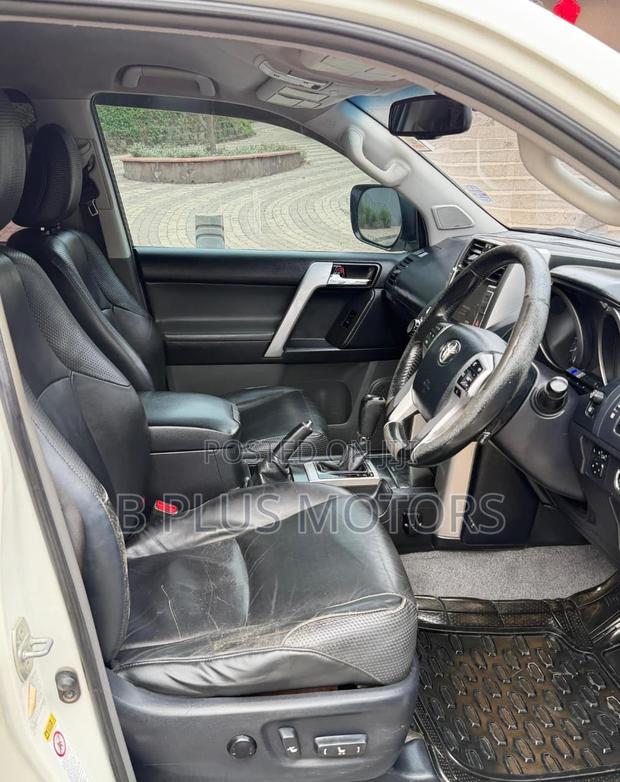 Toyota Land Cruiser Prado 3.0 TD 2010 White