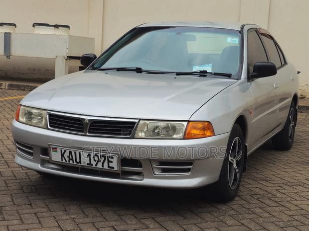 Mitsubishi Lancer 2005 Silver