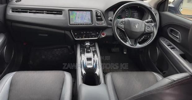 Honda Vezel 1.5 Hybrid 2WD 2019 Black
