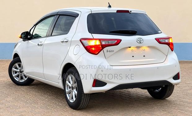 Toyota Vitz 1.3 FWD 5dr 2019 White