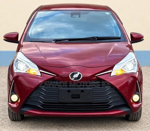 Toyota Vitz 1.0 FWD 5dr 2019 Red