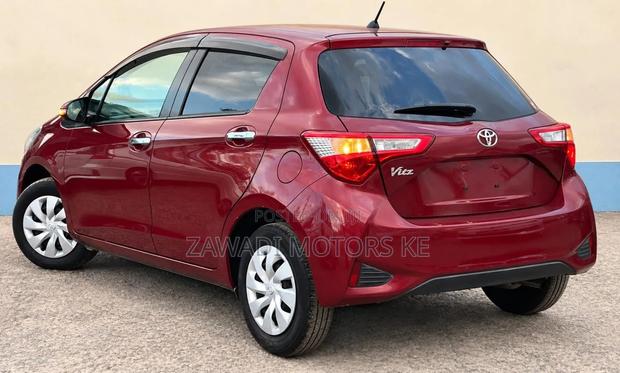 Toyota Vitz 1.0 FWD 5dr 2019 Red
