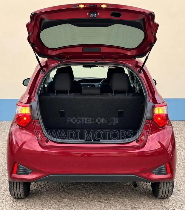 Toyota Vitz 1.0 FWD 5dr 2019 Red