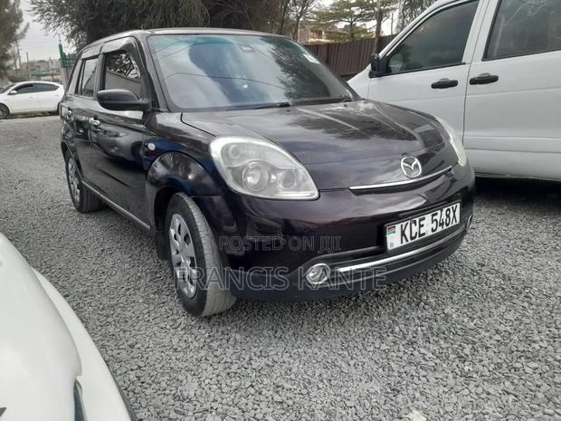 Mazda Verisa 2010