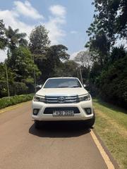 Toyota Hilux 2017 White for sale