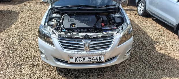Toyota Premio 2014 Silver