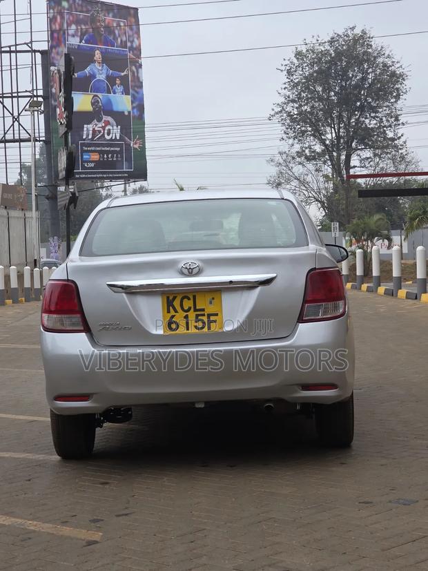 Toyota Axio 2015 Silver