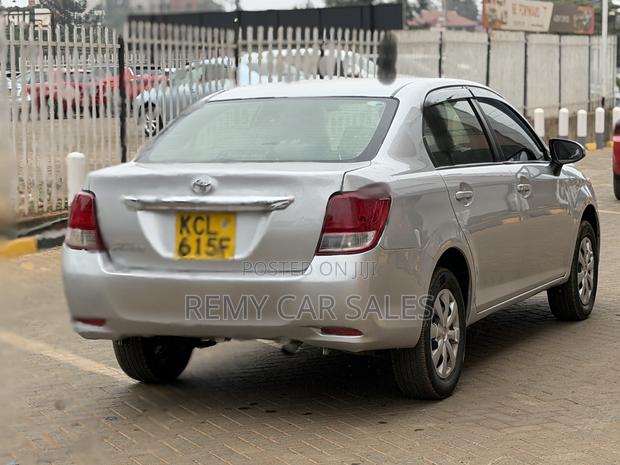 Toyota Axio 2015 Burgundy