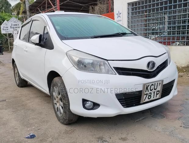 Toyota Vitz 2012 White