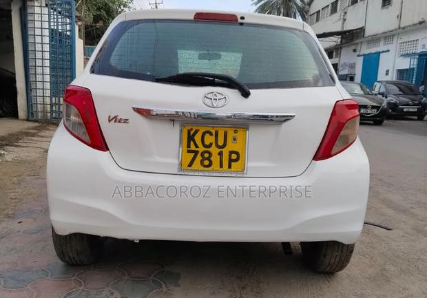 Toyota Vitz 2012 White