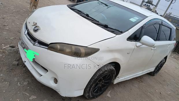Toyota Wish 2010 White