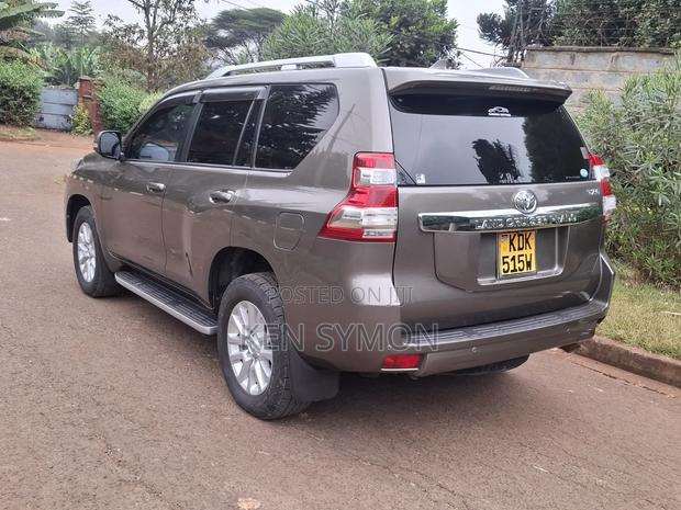 Toyota Land Cruiser Prado 2.8 D-4D 2015 Brown