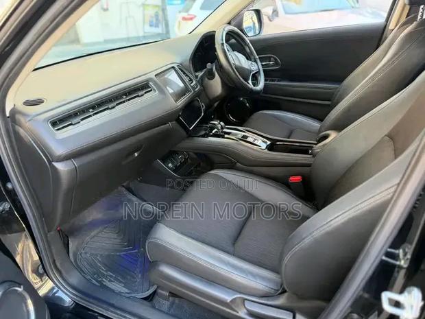Honda Vezel 1.5 4WD 2019 Black
