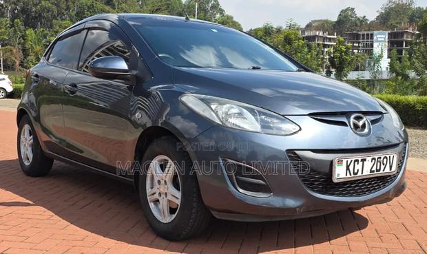 Mazda Demio 2012 Gray