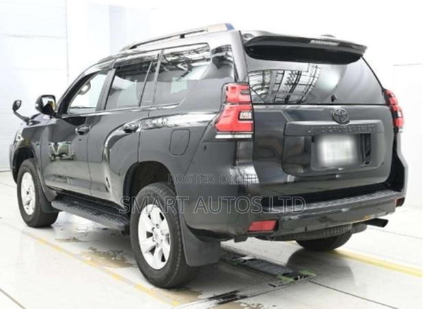 Toyota Land Cruiser Prado 2.7 2020 Black