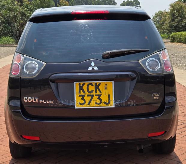 Mitsubishi Colt Plus 2010 Black